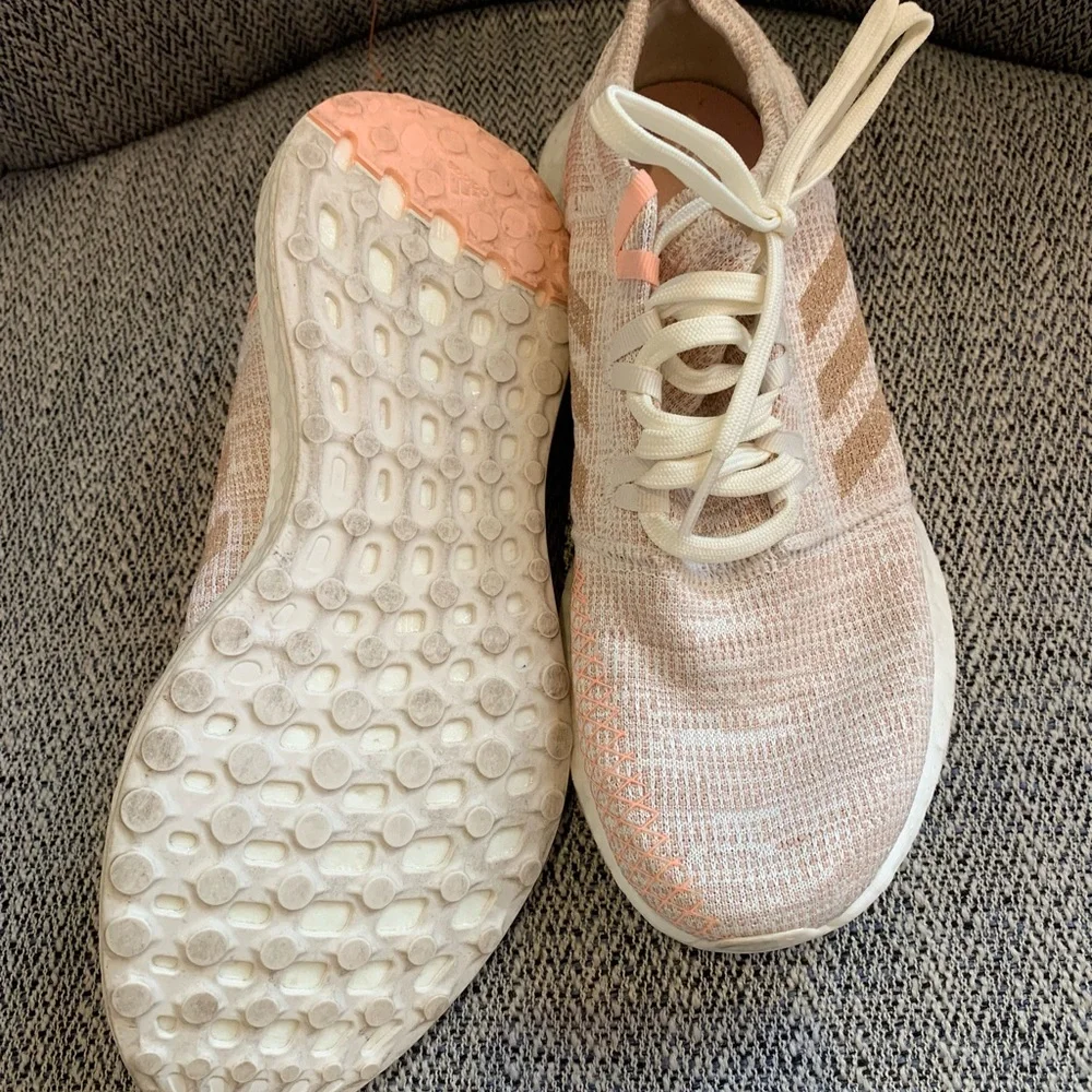 Adidas PureBoost Go running shoes - Picture 3 of 4